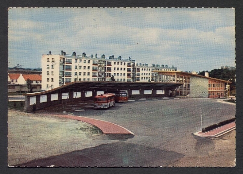 Saint-Omer (P.-de-C.) : La gare routière