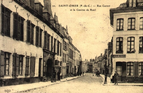 Saint-Omer (P.-de-C.) - Rue Carnot et la Caserne de Rueil