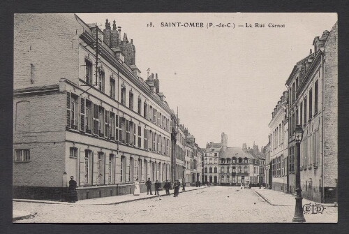 Saint-Omer (P.-de-C.) : La Rue Carnot