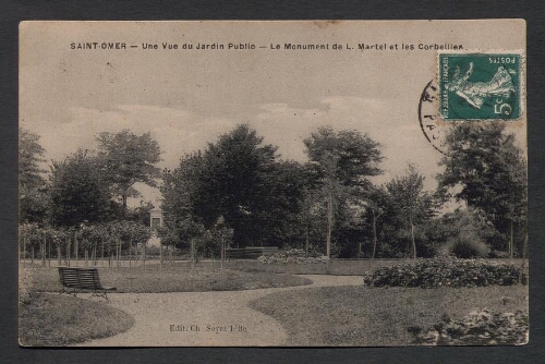 Saint-Omer : Une vue du jardin public - le Monument de L. Martel et les corbeilles