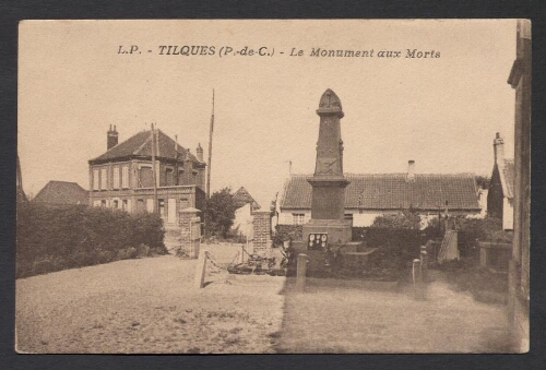 Tilques (P.-de-C.) : Le Monument aux Morts