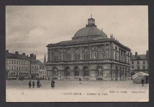 Saint-Omer (P.-de-C.) : L'Hôtel de Ville