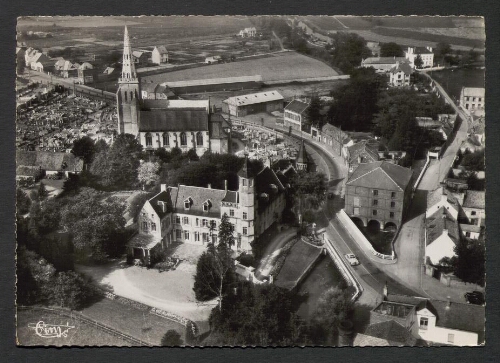 Arques (P.-de-C.) : L'Eglise - Le Château - Avenue de St-Omer - Vue aérienne