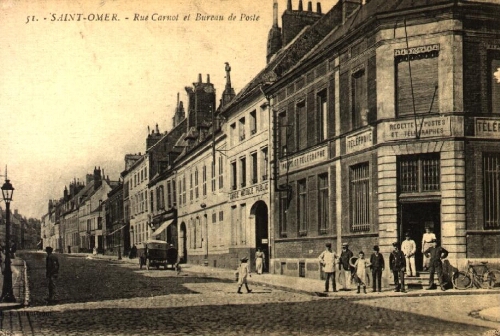 Saint-Omer. - Rue Carnot et Bureau de Poste
