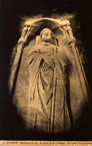 St-Omer - Basilique N.-D. - Le saint Evêque Omer - Sculpture du tombeau