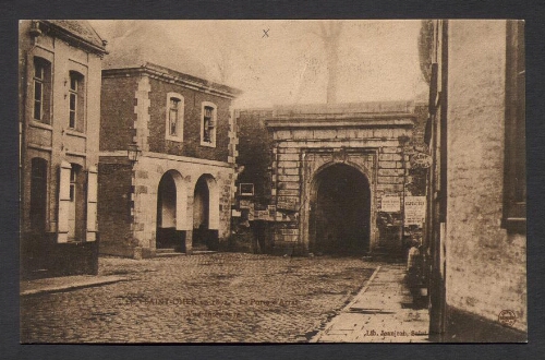 Saint-Omer en 1892 : La porte d'Arras - vue intérieure