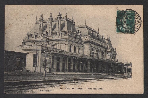Gare de Saint-Omer : Vue du Quai